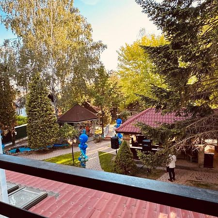 Pensiunea Waldor Бакэу Экстерьер фото